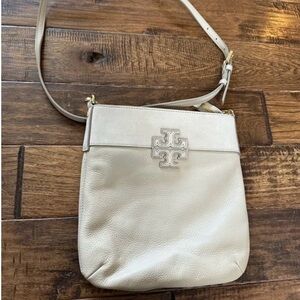 Tory Burch Stacked T Swingpack Crossbody Bag.